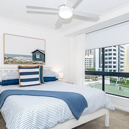 Broadbeach Victoria Square Гоулд Коуст Екстериор снимка