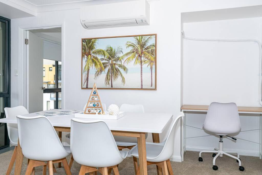 Broadbeach Victoria Square Гоулд Коуст Екстериор снимка
