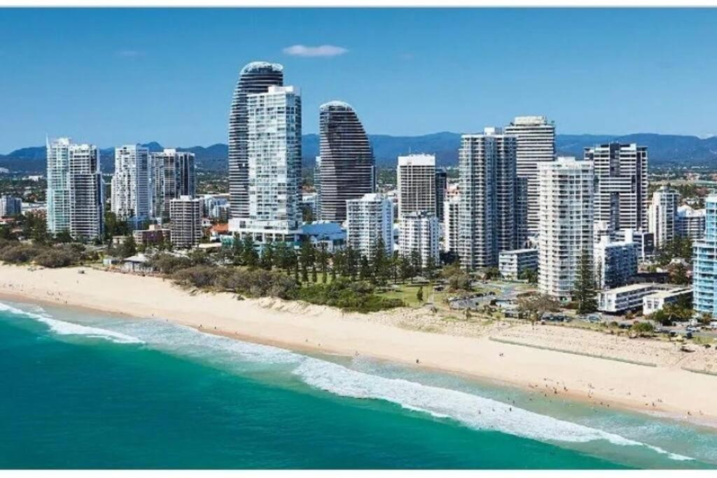 Broadbeach Victoria Square Гоулд Коуст Екстериор снимка